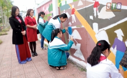 Yêu quê hương qua từng nét vẽ
