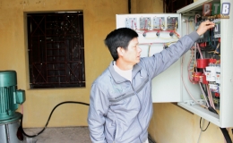Xí nghiệp KTCTTL huyện Tiền Hải Bảo đảm cấp nước phục vụ sản xuất vụ xuân