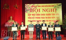 Đông Hưng: Khen thưởng trên 80 tập thể, cá nhân đại diện có thành tích xuất sắc, tiêu biểu trong phong trào thi đua