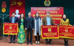 Liên đoàn Lao động Thành phố ký kết giao ước thi đua năm 2021