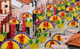 Châu Á trang hoàng rực rỡ, người dân nô nức mua sắm chuẩn bị đón năm Dần