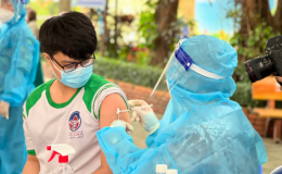 Có 34 tỉnh, thành bao phủ đủ 2 liều cho trẻ từ 12-17 tuổi
