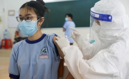 Thủ tướng yêu cầu khảo sát việc tiêm vaccine Covid-19 cho trẻ từ 5 đến 11 tuổi