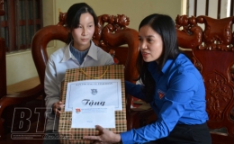 Tỏa sáng những tấm gương học sinh, sinh viên vượt khó