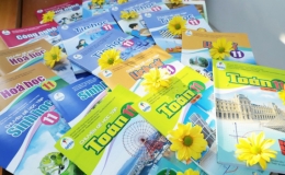 50 đầu sách giáo khoa mới của lớp 11 được phê duyệt