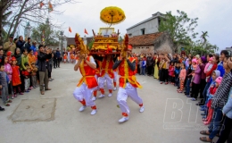 Định đề tự nhiên