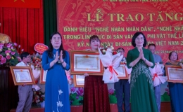 Gia đình 3 thế hệ "giữ lửa" chèo