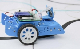 Việt Nam được cử 20 đội dự VEX Robotics World Championship 2023