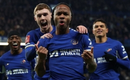 Chelsea vào vòng bốn Cup FA