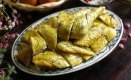 Gà nổ muối hột