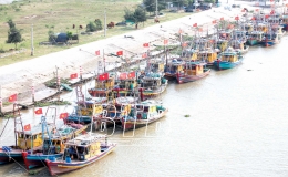 Kỳ 1: phát huy lợi thế, làm giàu từ biển