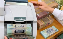 Lãi suất tiết kiệm tiếp tục giảm