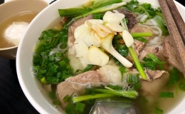 Phở bò Việt là 'món ăn có nước ngon thứ hai thế giới'