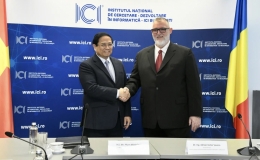 Thủ tướng Phạm Minh Chính thăm Viện Nghiên cứu và Phát triển tin học quốc gia Romania