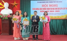 Thành phố Thái Bình: Tuyên dương học sinh giỏi lớp 9 cấp tỉnh năm học 2024 - 2025