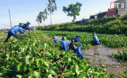 Tuổi trẻ Quỳnh Phụ xung kích bảo vệ môi trường