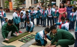 Gần 100 học sinh tham gia trải nghiệm làm chiến sĩ Bộ đội Biên phòng