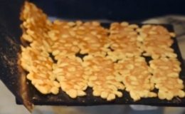 Senbei - món bánh đường phố có lịch sử lâu đời ở Nhật Bản