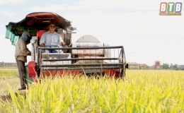 Hỗ trợ nông dân làm chủ các loại máy nông nghiệp