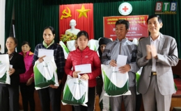 Cộng đồng doanh nghiệp ủng hộ hơn 12 tỷ đồng tặng quà Tết cho đối tượng có hoàn cảnh khó khăn
