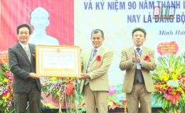 Minh Hưng đón bằng xã đạt chuẩn quốc gia về NTM và kỷ niệm 90 năm thành lập Chi bộ Kênh Son