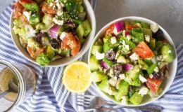 Cách làm salad bơ kết hợp phô mai béo thơm