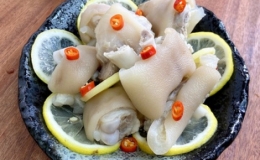 Chân giò ngâm chua cay đổi vị ngày Tết