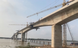 Điện lực Thái Thụy bảo đảm cung cấp điện ổn định cho lễ hợp long cầu vượt sông Trà Lý