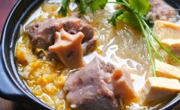 Tự làm món đuôi bò hầm dưa cải đổi vị