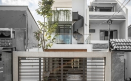Bắc cầu giữa nhà