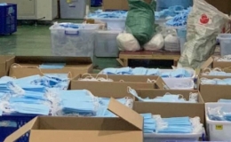 Tạm ngừng kinh doanh tạm nhập, tái xuất khẩu trang y tế từ 15/3