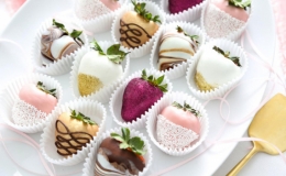 Tự làm dâu tây phủ chocolate cho ngày Valentine