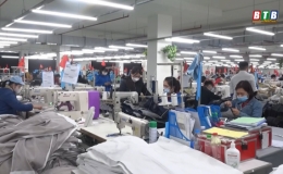 Doanh nghiệp Hưng Hà - Rộn ràng khí thế sản xuất đầu xuân