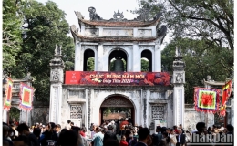 Ban Bí thư Trung ương Đảng họp đánh giá tình hình tổ chức Tết Giáp Thìn năm 2024