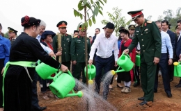 Chủ tịch nước Võ Văn Thưởng dự “Tết trồng cây đời đời nhớ ơn Bác Hồ” Xuân Giáp Thìn năm 2024