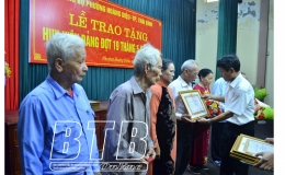 Đoàn kết, nỗ lực thực hiện thắng lợi các nhiệm vụ chính trị