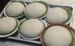Món "bánh Trời" ngày Tết của người Mông