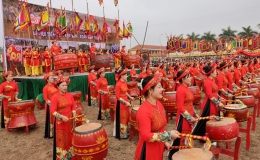 'Vua đi cày' trong Lễ hội Tịch Điền đầu năm ở Hà Nam