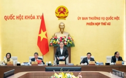 Bế mạc Phiên họp thứ 42 của Ủy ban Thường vụ Quốc hội