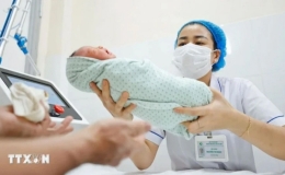Bộ Chính trị đồng ý bãi bỏ xử lý kỷ luật đảng viên sinh con thứ ba