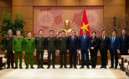 Chủ tịch Quốc hội làm việc với lãnh đạo Bộ Công an và các Ủy ban của Quốc hội