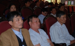 Kiến Xương triển khai kế hoạch tiêm vắc - xin phòng bệnh cho đàn gia súc, gia cầm vụ xuân hè