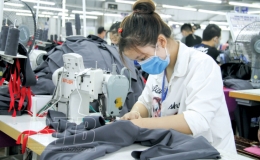 Quỳnh Phụ: Các doanh nghiệp đẩy mạnh sản xuất