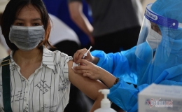 Chiều 23/3: Tiêm vaccine phòng COVID-19 tăng vọt, đạt hơn 1,1 triệu liều/ngày