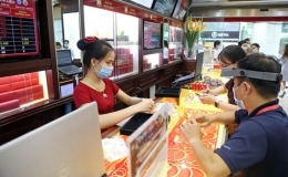 Giá vàng vượt mốc 68 triệu đồng/lượng