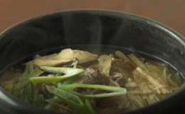 Món bò hầm mềm thơm kiểu Hàn