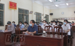 Tiêm vắc-xin phòng bệnh cho gia súc, gia cầm vụ xuân hè từ 25/3 – 10/4