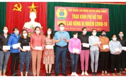 Trao kinh phí hỗ trợ đoàn viên, người lao động bị nhiễm Covid-19