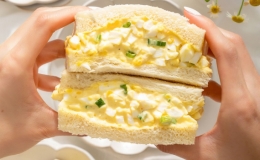 10 phút trổ tài với sandwich kẹp trứng