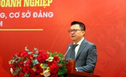 Báo chí đồng hành với doanh nghiệp trong công tác phát triển Đảng